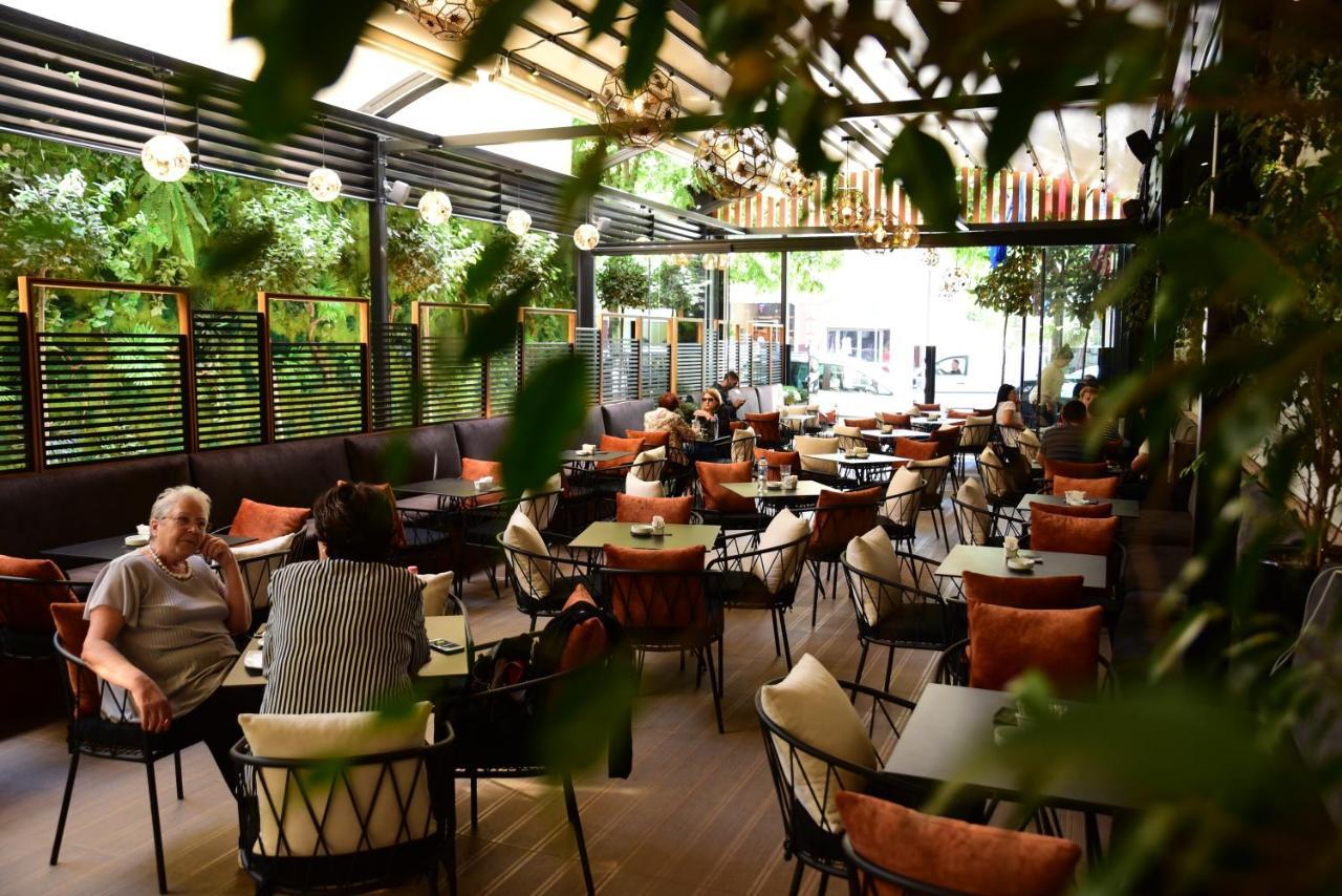 Hotel Comfort Tirana Kültér fotó