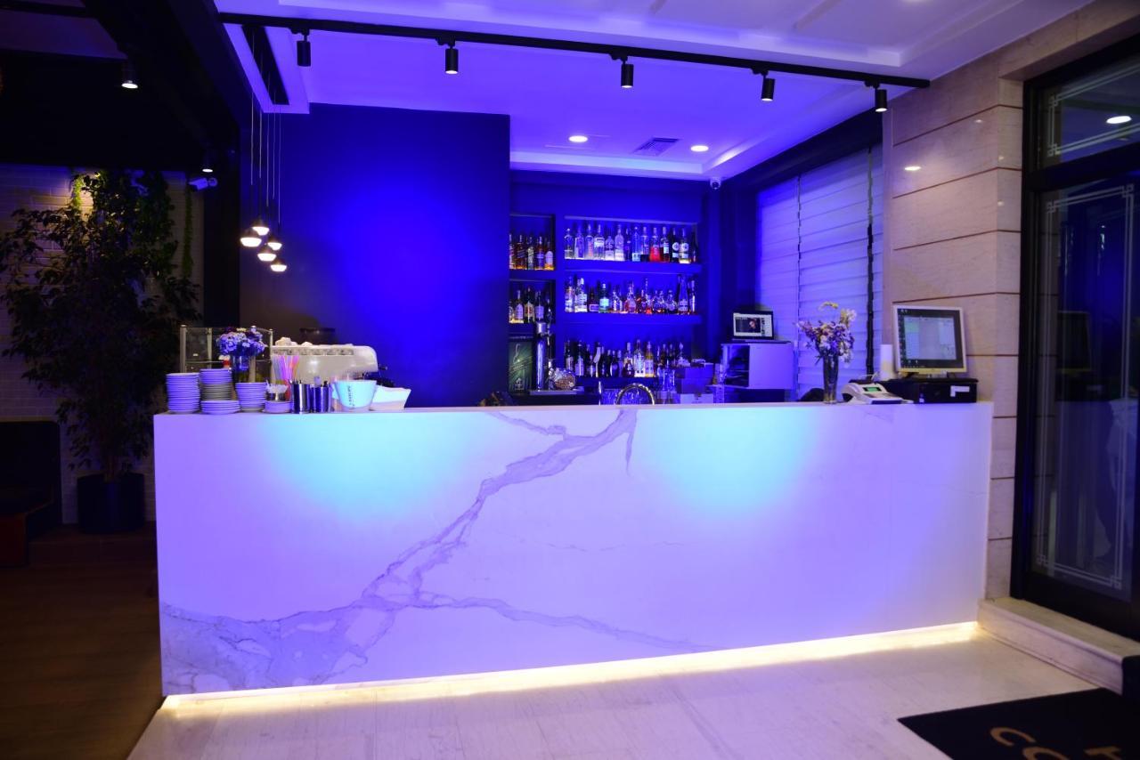 Hotel Comfort Tirana Kültér fotó