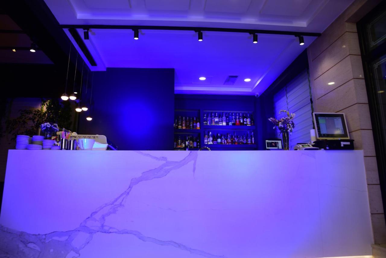 Hotel Comfort Tirana Kültér fotó